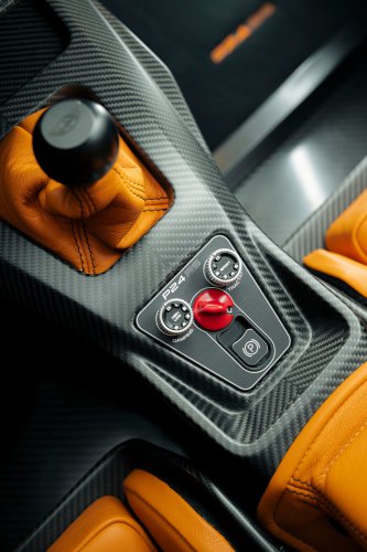 Donkervoort P24RS – two-seater with 600 hp/800 Nm 3.5L V6, 780 kg dry weight; limited to 150 units