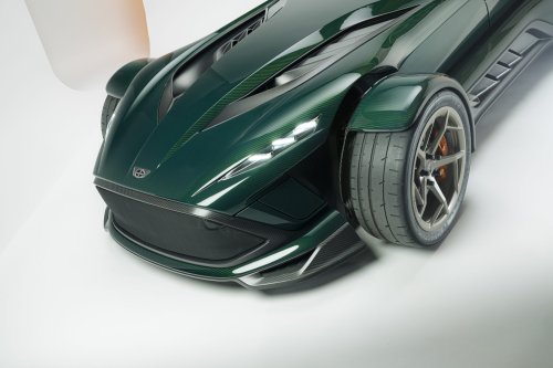 Donkervoort P24RS – two-seater with 600 hp/800 Nm 3.5L V6, 780 kg dry weight; limited to 150 units