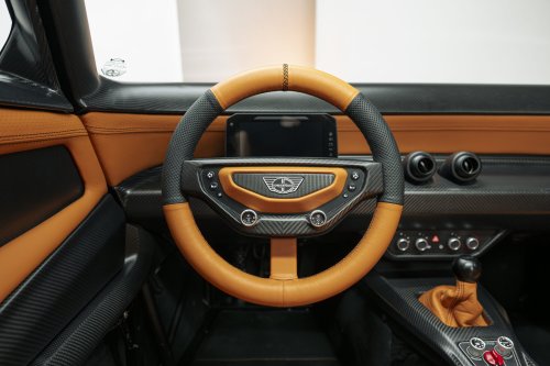 Donkervoort, Donkervoort P24RS – two-seater with 600 hp/800 Nm 3.5L V6, 780 kg dry weight; limited to 150 units