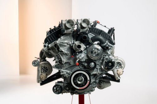 Donkervoort P24RS – two-seater with 600 hp/800 Nm 3.5L V6, 780 kg dry weight; limited to 150 units