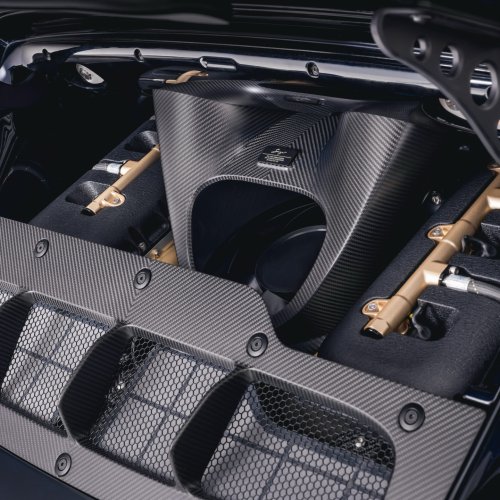 Porsche 911 Singer Vehicle Design DLS Turbo “Sorcerer” – 9,000 rpm 3.8L twin-turbo; 710 hp, 750 Nm