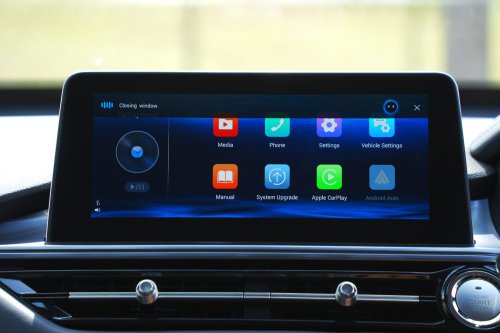 Chery Tiggo 8 launched in Malaysia – non-Pro base variant comes with Tiggo 7’s 1.6T, different rear/interior