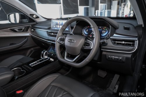 Chery Tiggo 8 1.6T full showroom gallery in Malaysia – non-Pro model is cheapest 7-seat Chery at RM129,800