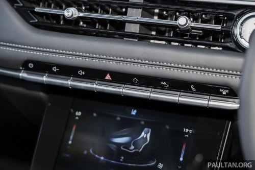 Chery Tiggo 8 1.6T full showroom gallery in Malaysia – non-Pro model is cheapest 7-seat Chery at RM129,800