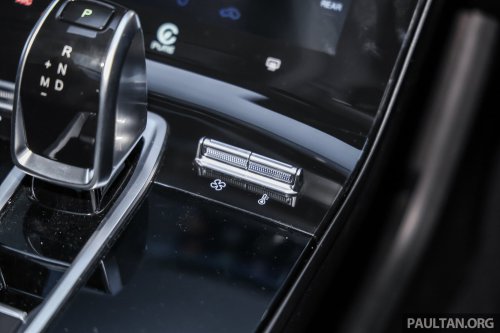 Chery Tiggo 8 1.6T full showroom gallery in Malaysia – non-Pro model is cheapest 7-seat Chery at RM129,800