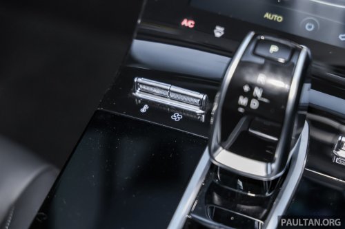 Chery Tiggo 8 1.6T full showroom gallery in Malaysia – non-Pro model is cheapest 7-seat Chery at RM129,800