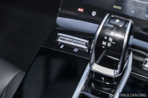 Chery Tiggo 8 1.6T full showroom gallery in Malaysia – non-Pro model is cheapest 7-seat Chery at RM129,800