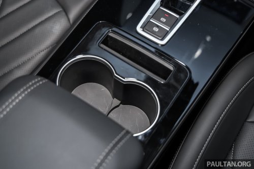 Chery Tiggo 8 1.6T full showroom gallery in Malaysia – non-Pro model is cheapest 7-seat Chery at RM129,800