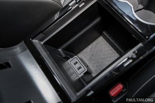 Chery Tiggo 8 1.6T full showroom gallery in Malaysia – non-Pro model is cheapest 7-seat Chery at RM129,800