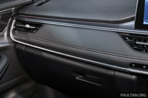Chery Tiggo 8 1.6T full showroom gallery in Malaysia – non-Pro model is cheapest 7-seat Chery at RM129,800
