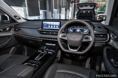 Chery Tiggo 8 1.6T full showroom gallery in Malaysia – non-Pro model is cheapest 7-seat Chery at RM129,800