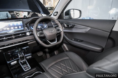 Chery Tiggo 8 1.6T full showroom gallery in Malaysia – non-Pro model is cheapest 7-seat Chery at RM129,800