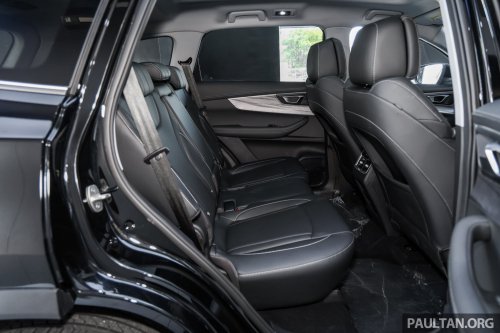 Chery Tiggo 8 1.6T full showroom gallery in Malaysia – non-Pro model is cheapest 7-seat Chery at RM129,800