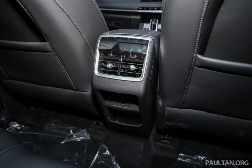 Chery Tiggo 8 1.6T full showroom gallery in Malaysia – non-Pro model is cheapest 7-seat Chery at RM129,800