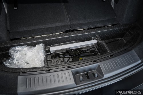 Chery Tiggo 8 1.6T full showroom gallery in Malaysia – non-Pro model is cheapest 7-seat Chery at RM129,800