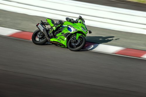 2026 Kawasaki Ninja ZX-4RR and ZX-4R SE make Malaysia debut, priced at RM42,999 and RM40,999