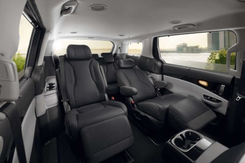 Kia, Kia Carnival, 2026 Kia Carnival facelift in Malaysia – still 2.2L diesel, 11- and 7-seater, priced from RM188,888