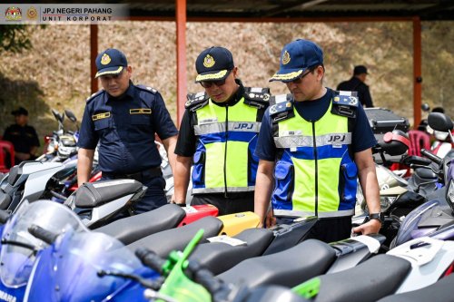 133 vehicles including six luxury cars seized by JPJ