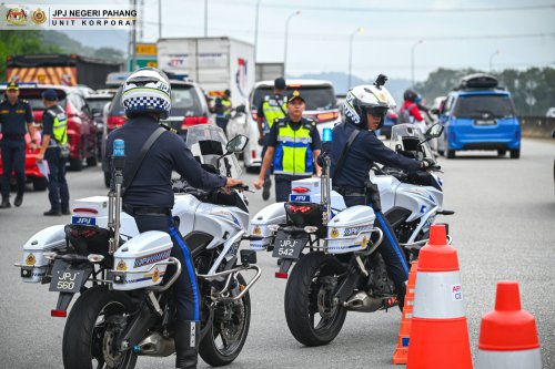 133 vehicles including six luxury cars seized by JPJ