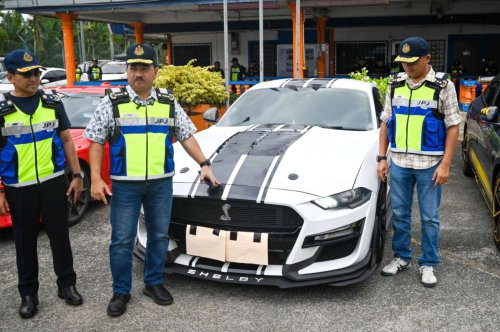 133 vehicles including six luxury cars seized by JPJ