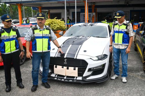 133 vehicles including six luxury cars seized by JPJ