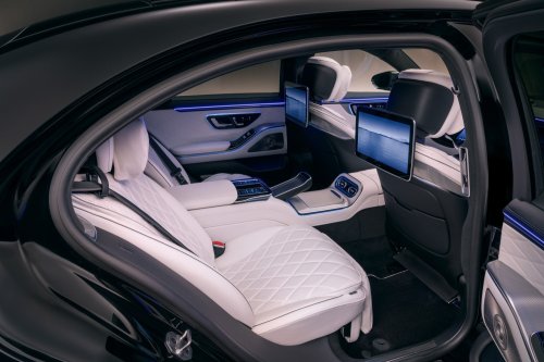 2026 Mercedes-Benz S-Class facelift – W223 gains MBUX Superscreen, flat-plane V8, trick suspension
