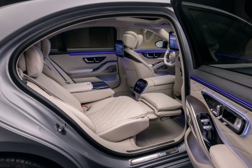 2026 Mercedes-Benz S-Class facelift – W223 gains MBUX Superscreen, flat-plane V8, trick suspension