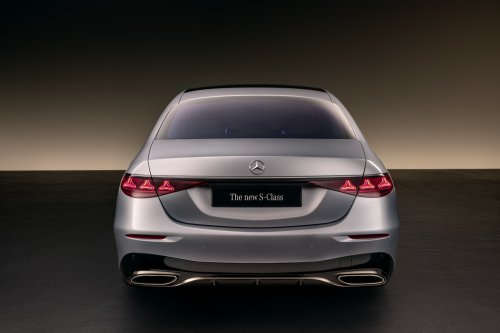 2026 Mercedes-Benz S-Class facelift – W223 gains MBUX Superscreen, flat-plane V8, trick suspension