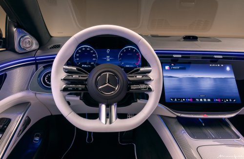 2026 Mercedes-Benz S-Class facelift – W223 gains MBUX Superscreen, flat-plane V8, trick suspension