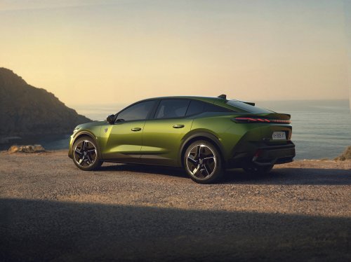 2026 Peugeot 408 facelift debuts – 1.6L PHEV, 1.2L 3-cylinder hybrid; e-408 EV with 456 km range WLTP