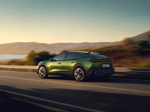 2026 Peugeot 408 facelift debuts – 1.6L PHEV, 1.2L 3-cylinder hybrid; e-408 EV with 456 km range WLTP