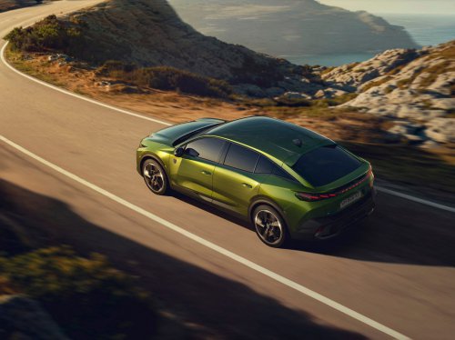 2026 Peugeot 408 facelift debuts – 1.6L PHEV, 1.2L 3-cylinder hybrid; e-408 EV with 456 km range WLTP