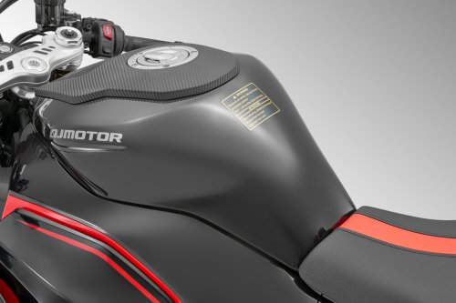 2026 QJMotor SRK450RR debuts in Malaysia – priced at RM25,888, four-cylinders, 76 hp, 39 Nm