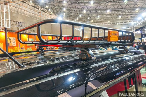 Mitsubishi Delica Mini x Dali with DAMD at Tokyo Auto Salon – classic Pajero face, retro-patterned upholstery