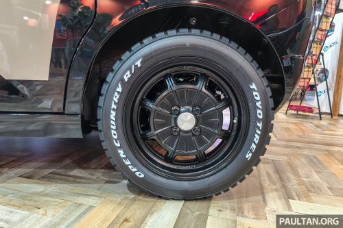 Mitsubishi Delica Mini x Dali with DAMD at Tokyo Auto Salon – classic Pajero face, retro-patterned upholstery