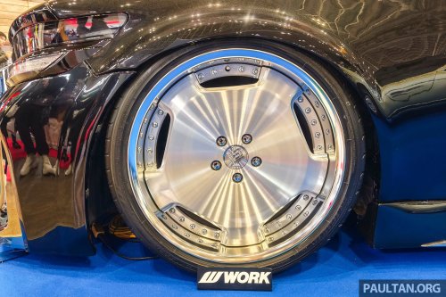 NATS Vellfire Sedan at 2026 Tokyo Auto Salon – Lexus LS460 with Vellfire face and tail lamps, air suspension