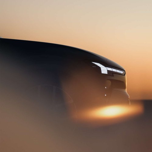 2026 Volvo EX60 new teaser pics dropped – 800V EV SUV with 810 km range debuting next week, Jan 21