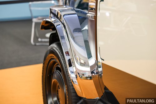 2026 iCaur V23 Retro Edition pack in Malaysia – chrome exterior trim; RM18,888 for first 88 customers