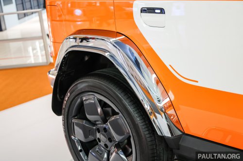 2026 iCaur V23 Retro Edition pack in Malaysia – chrome exterior trim; RM18,888 for first 88 customers