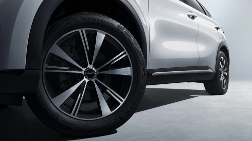 BYD Atto 3 facelift in HK – still FWD, 204 PS, 420 km WLTP range, but with faster 105 kW DC charging