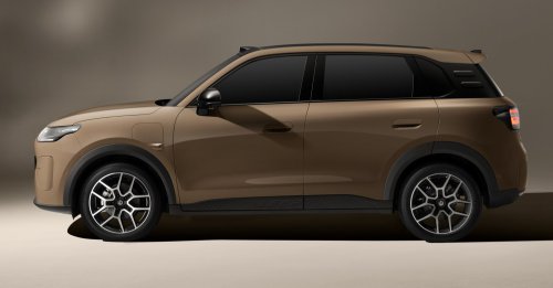 Leapmotor A10 interior revealed ahead of Q1 launch in China – BYD Atto 2 rival; up to 500 km CLTC EV range