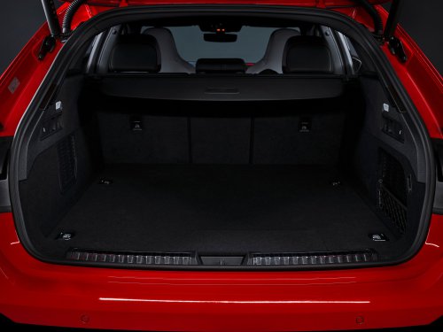 2026 Audi RS5 – 639 PS PHEV über sedan/wagon; 0-100 km/h 3.6 secs, 84 km EV range, up to 2,370 kg