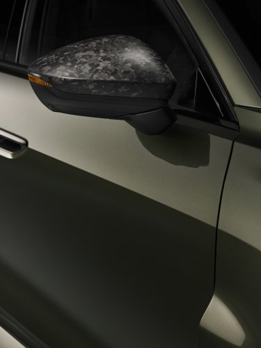 2026 Audi RS5 – 639 PS PHEV über sedan/wagon; 0-100 km/h 3.6 secs, 84 km EV range, up to 2,370 kg