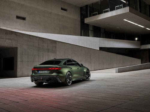 2026 Audi RS5 – 639 PS PHEV über sedan/wagon; 0-100 km/h 3.6 secs, 84 km EV range, up to 2,370 kg