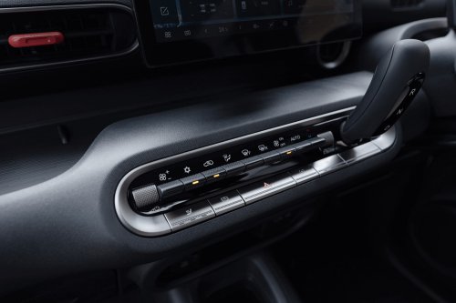 BYD Racco interior revealed – brand’s first EV kei car to go on sale in Japan in the summer; 180 km WLTP