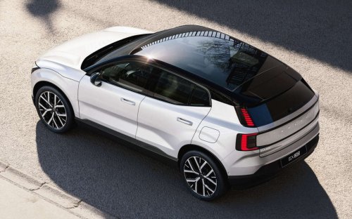 Volvo, Volvo EX30, Volvo EX30 updated for MY2026 – entry-level 150 PS powertrain added, up to 476 km WLTP; new UX, V2L