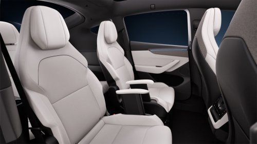 Tesla, Tesla Model Y, SUV, AWD, Tesla Model Y L in Australia – 6-seater EV SUV with AWD, 681 km WLTP range, fr RM207k; Malaysia next?