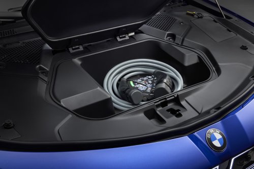 2026 BMW i3 revealed – NA0 EV 3 Series with up to 469 PS, 900 km WLTP range, 400 kW DC fast charging