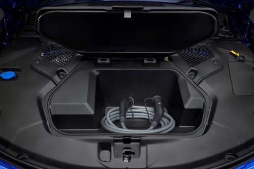 2026 BMW i3 revealed – NA0 EV 3 Series with up to 469 PS, 900 km WLTP range, 400 kW DC fast charging