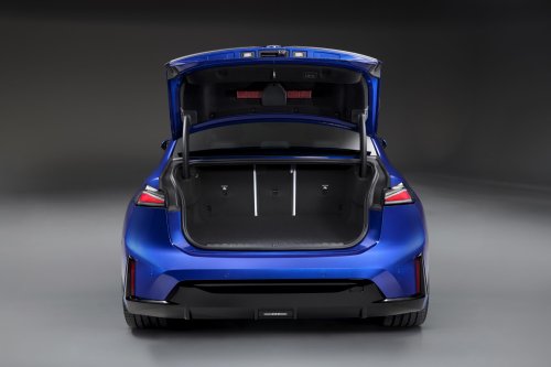 2026 BMW i3 revealed – NA0 EV 3 Series with up to 469 PS, 900 km WLTP range, 400 kW DC fast charging